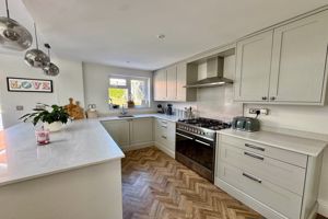 Kitchen- click for photo gallery